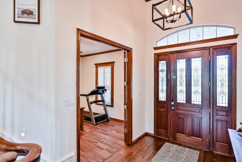 811 Mallard Pointe Drive Grand Prairie TX 75104