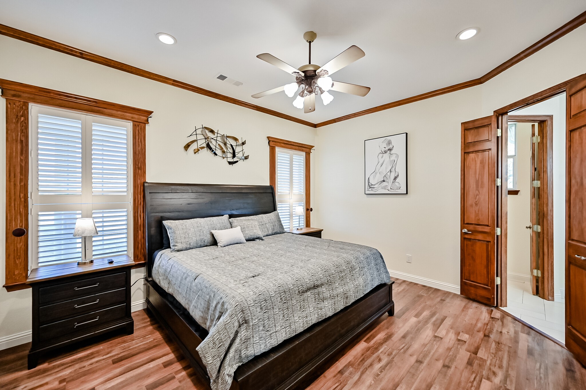 811 Mallard Pointe Drive Grand Prairie TX 75104
