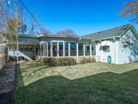201 S Beech Street Winnsboro TX 75494