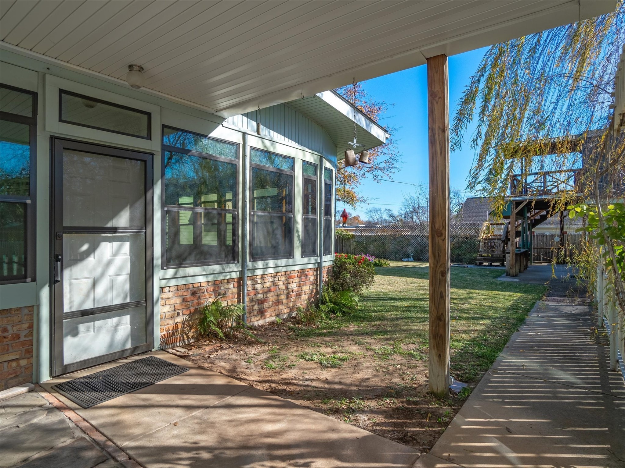 201 S Beech Street Winnsboro TX 75494