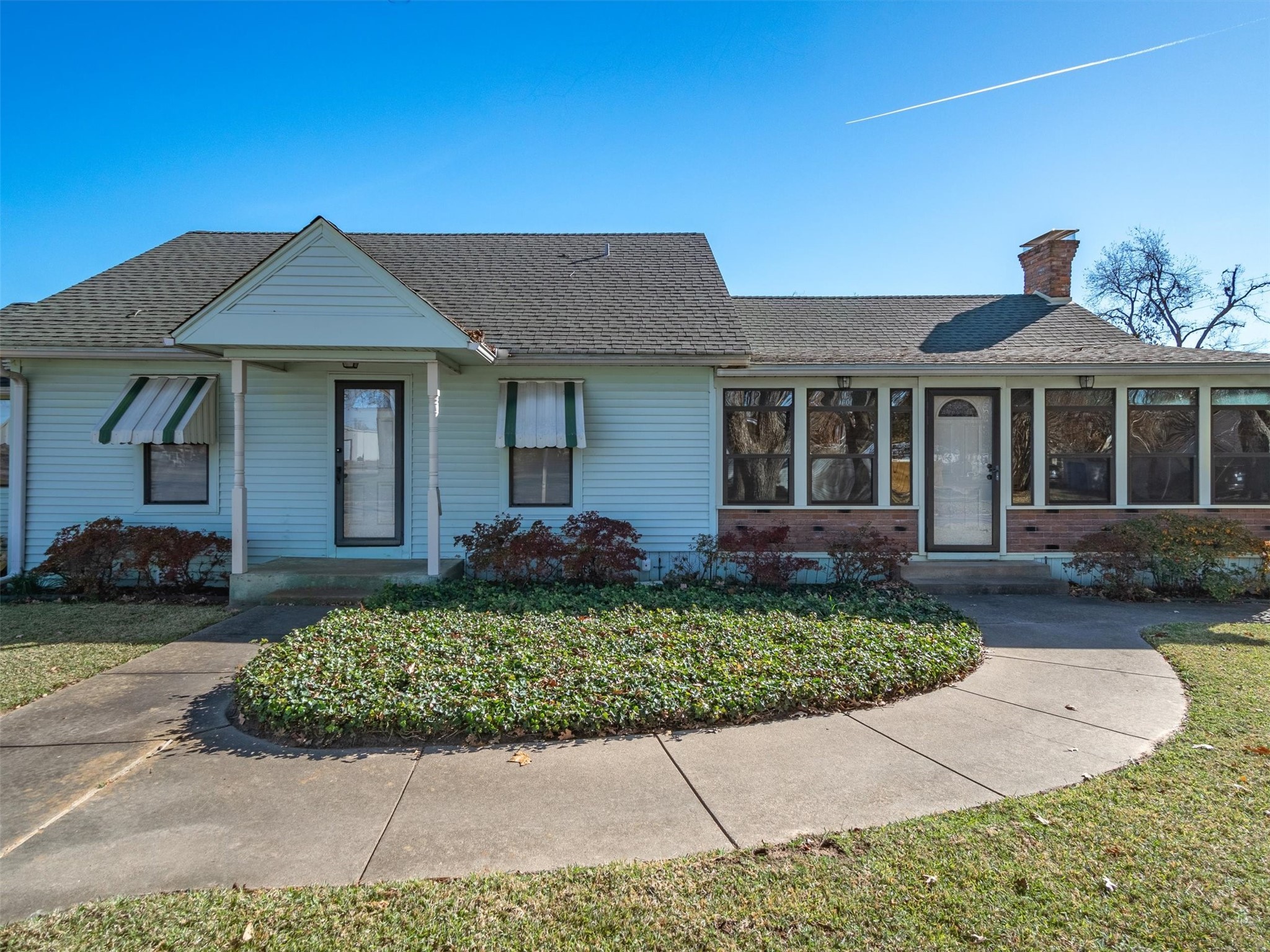 201 S Beech Street Winnsboro TX 75494