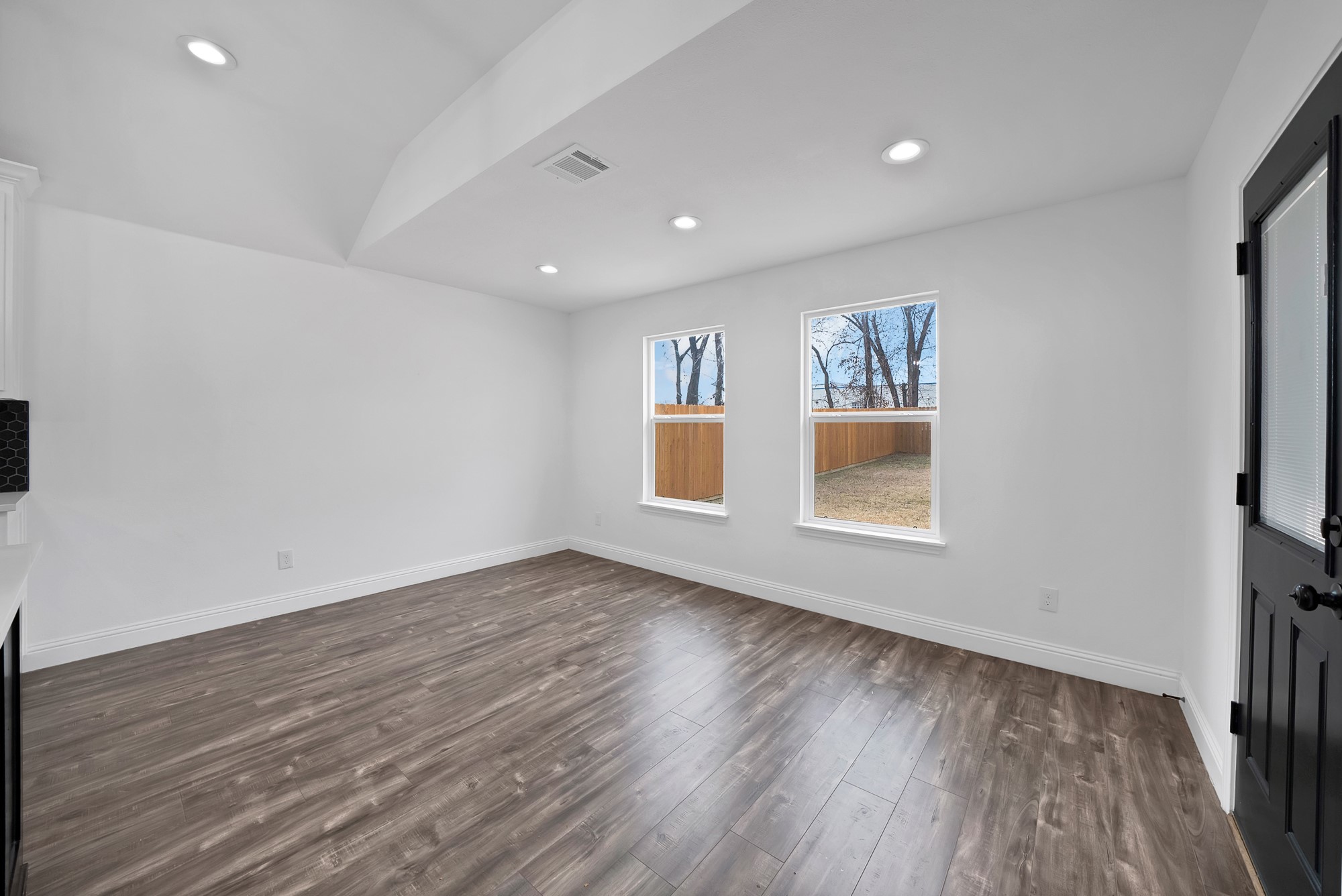 1812 Dillard Street Fort Worth TX 76105
