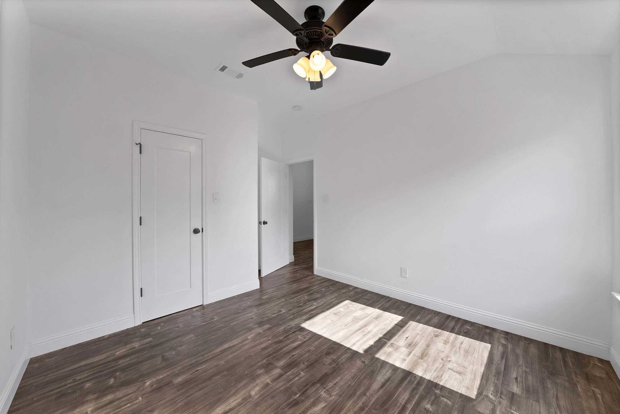 1812 Dillard Street Fort Worth TX 76105