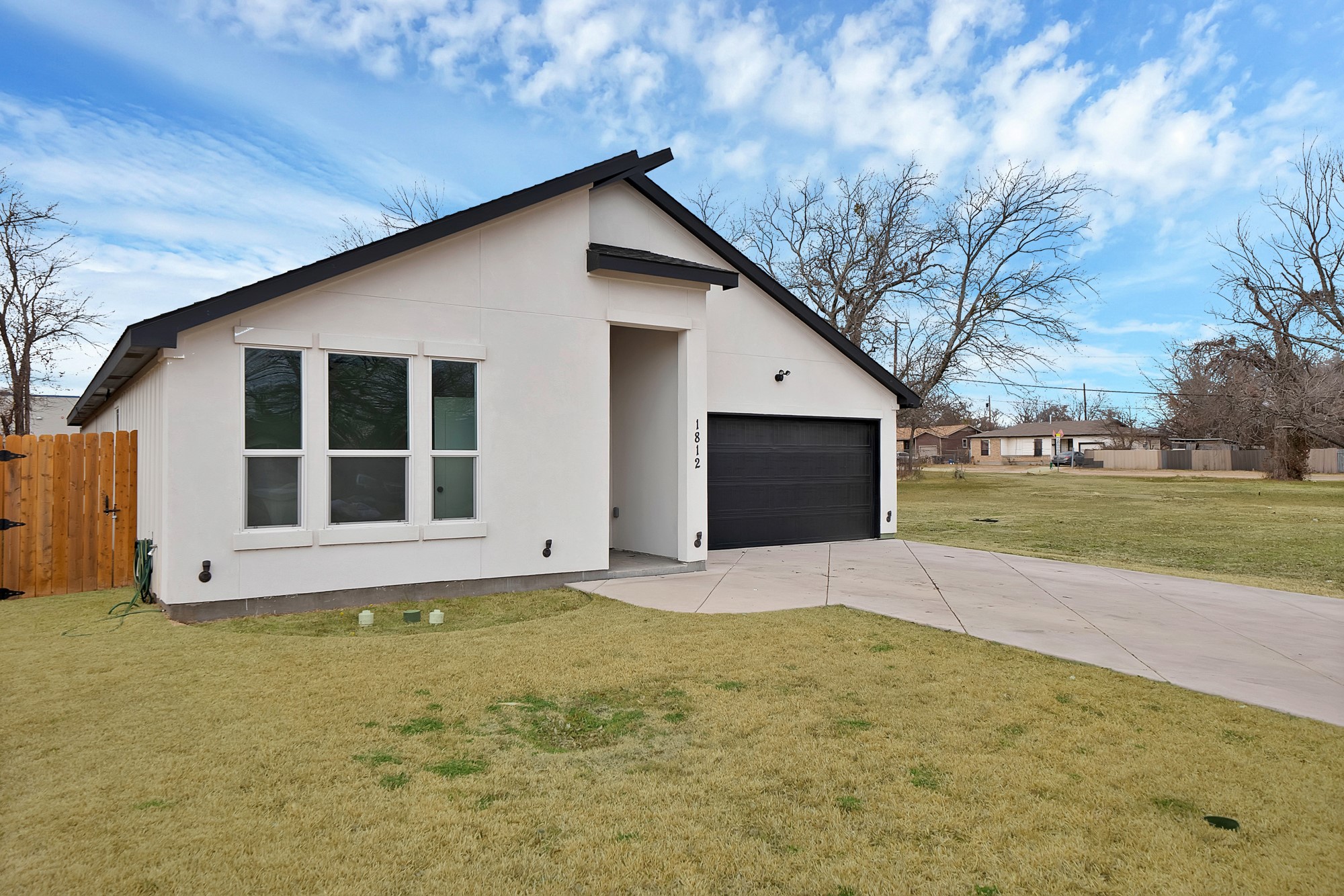 1812 Dillard Street Fort Worth TX 76105