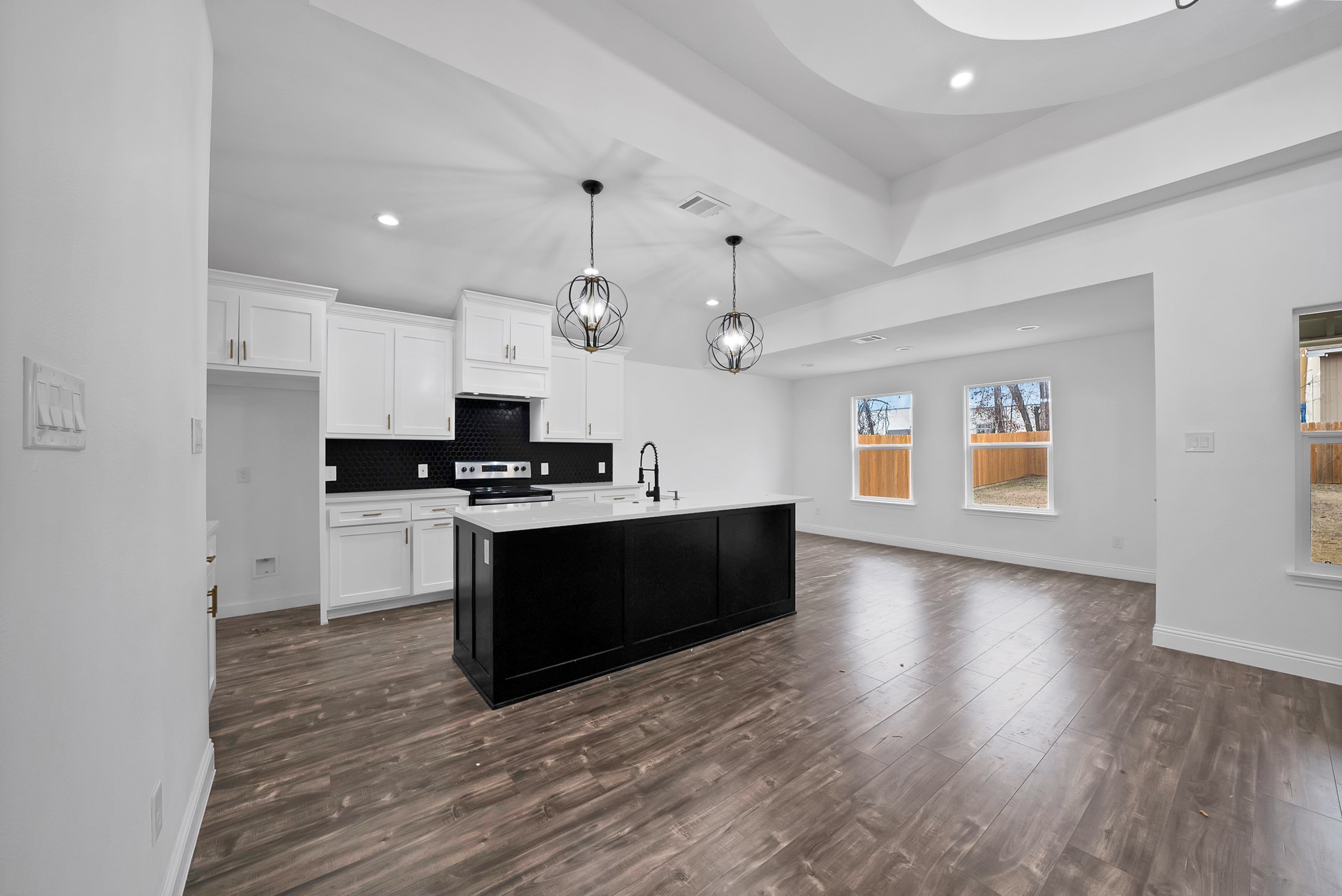 1812 Dillard Street Fort Worth TX 76105