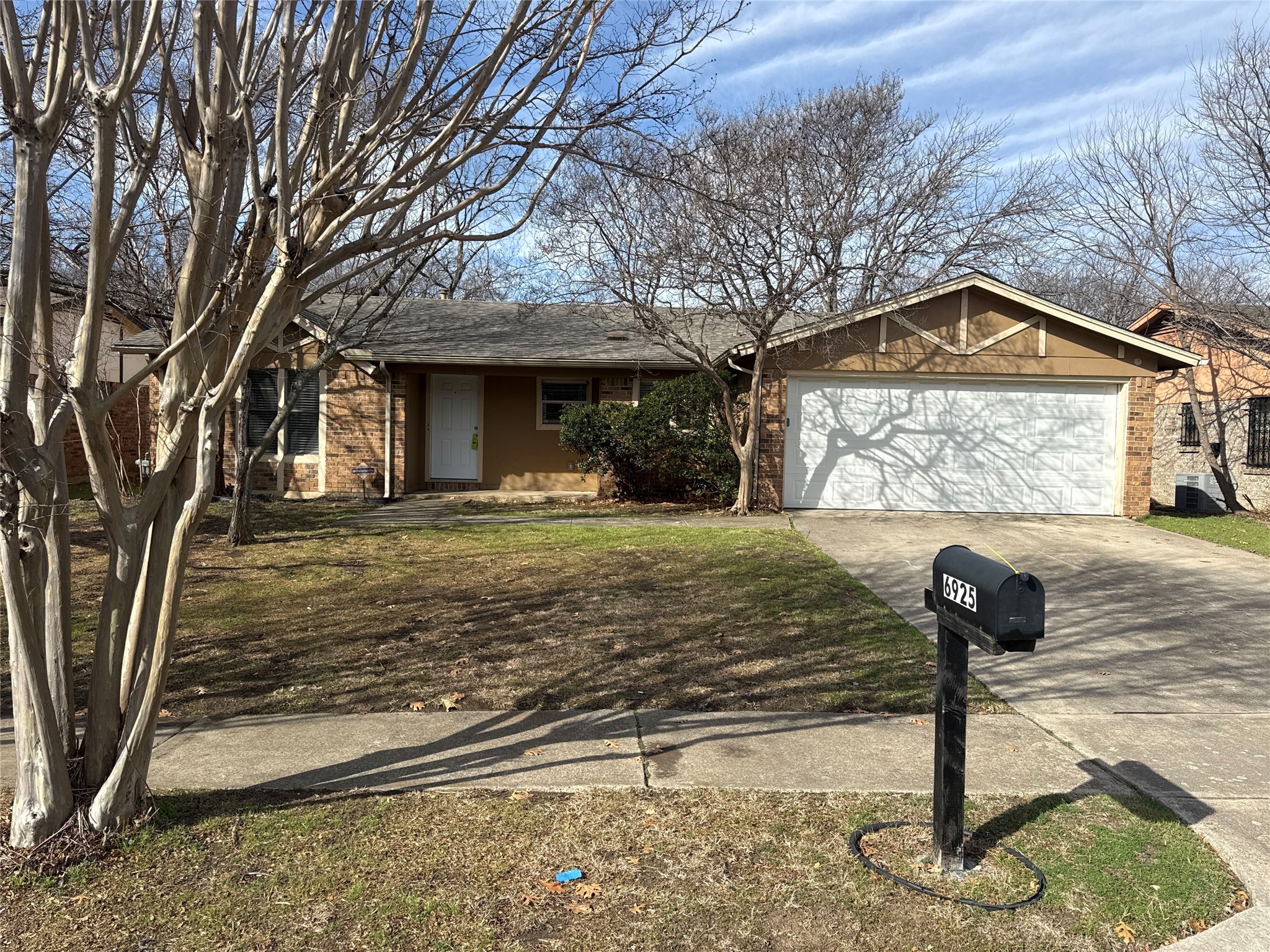 6925 Bennington Drive Watauga TX 76148