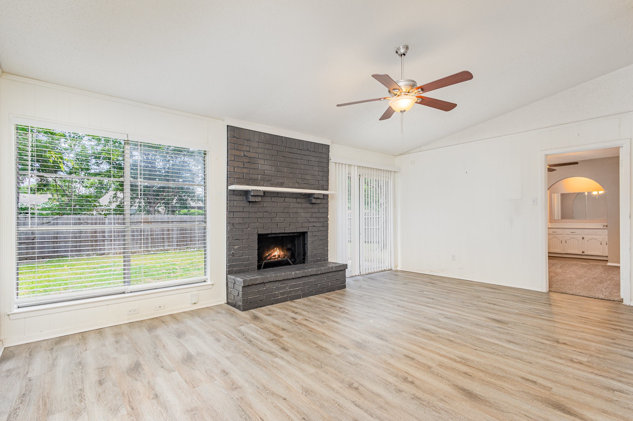 6925 Bennington Drive Watauga TX 76148