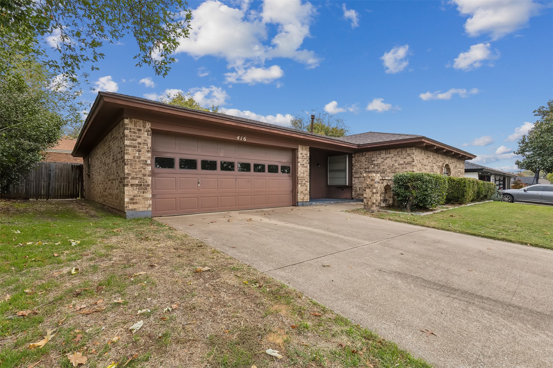 416 Mountainview Drive Hurst TX 76054
