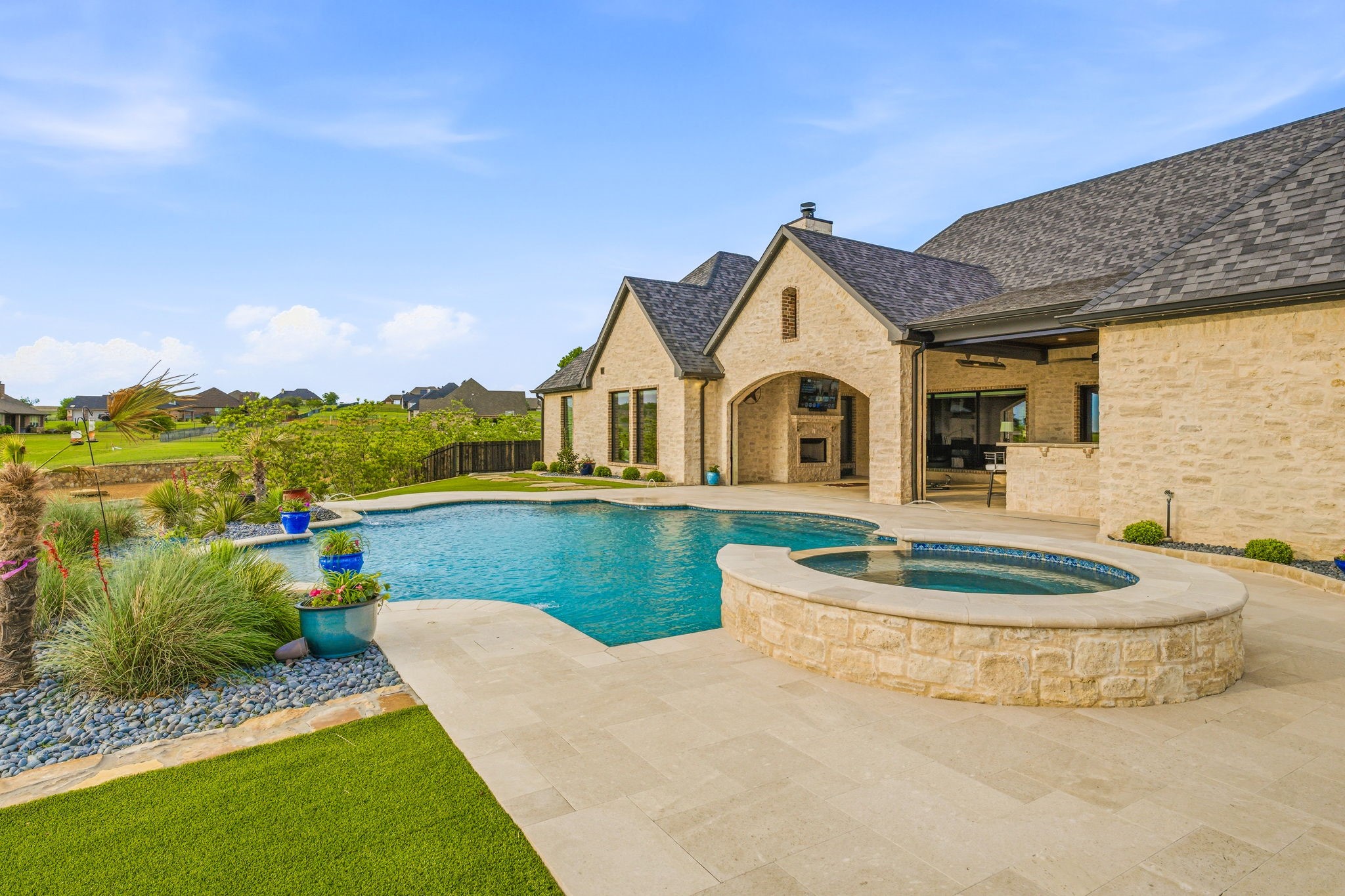 144 Condor View Weatherford TX 76087