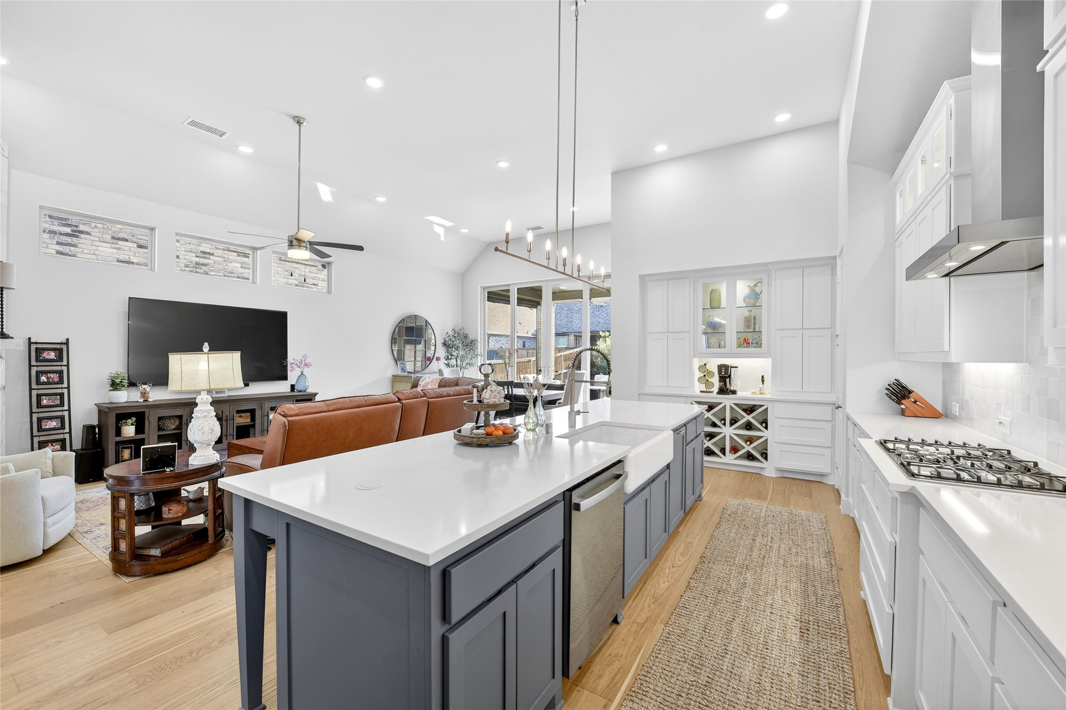1404 Buttercup Avenue Aubrey TX 76227