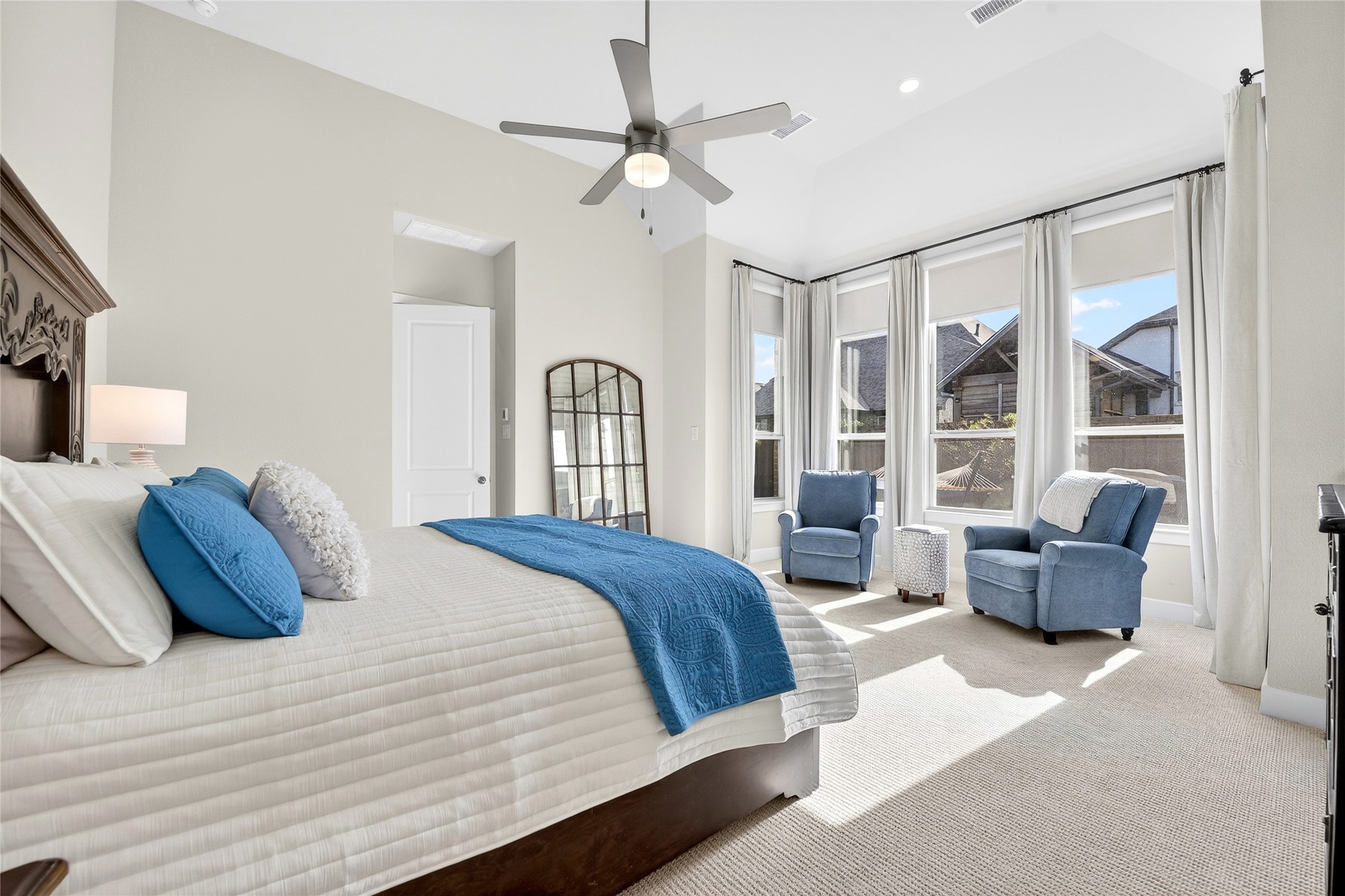 1404 Buttercup Avenue Aubrey TX 76227