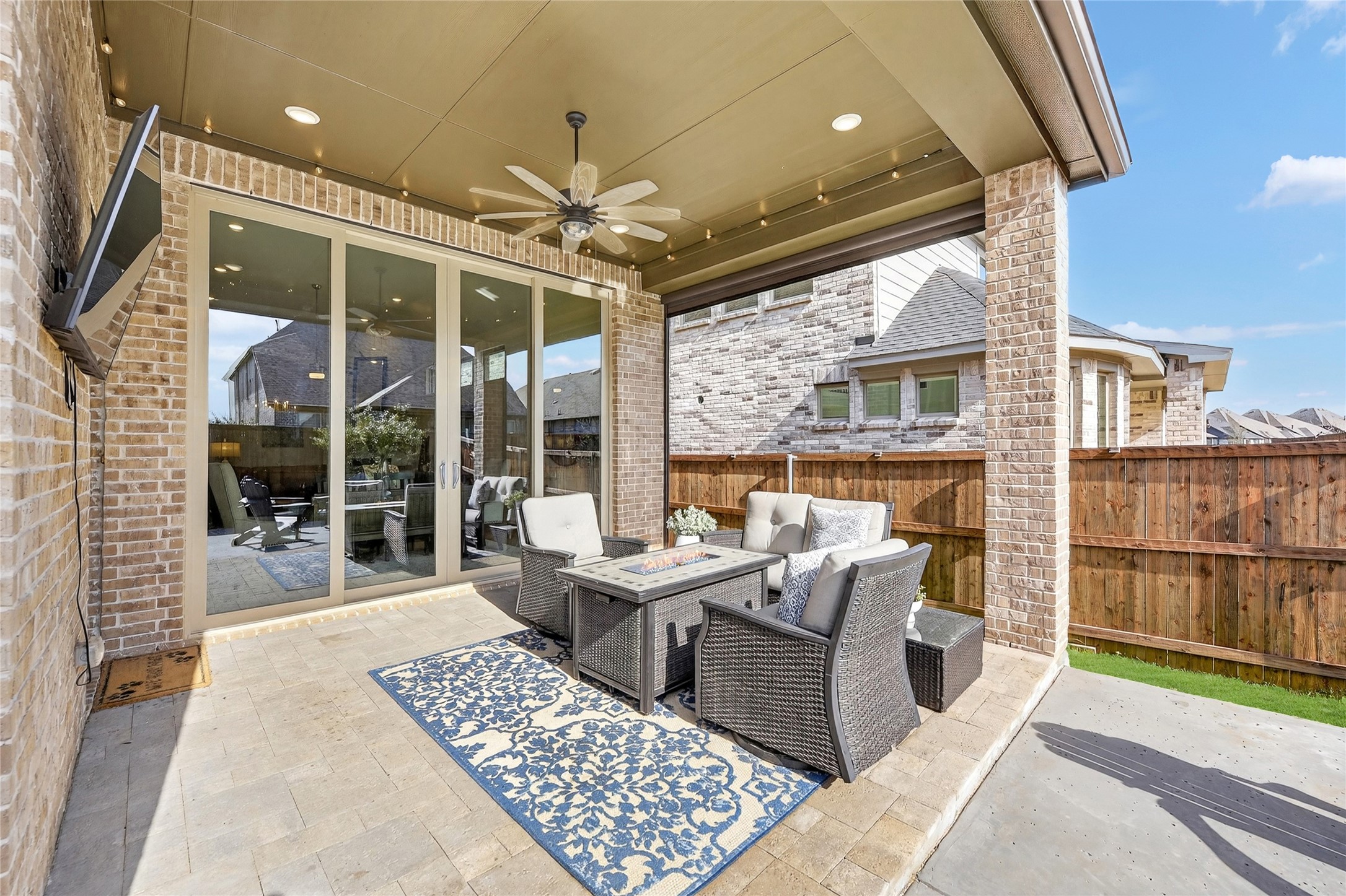 1404 Buttercup Avenue Aubrey TX 76227