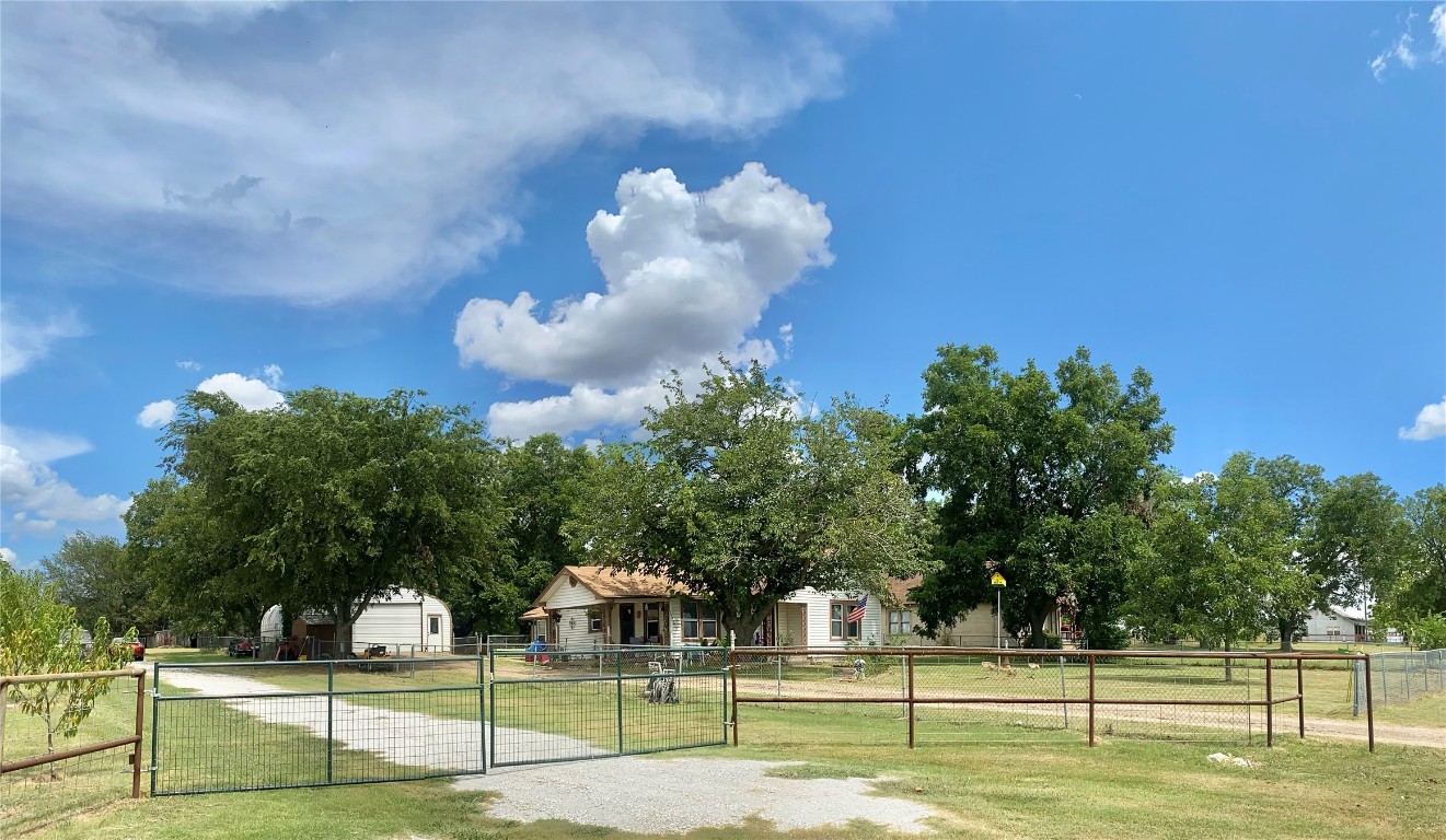 1109 Abbott Avenue Hillsboro TX 76645