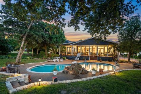 6869 Umphress Road Dallas TX 75217