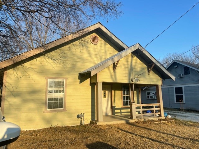 1206 N Wilhite Street Cleburne TX 76031