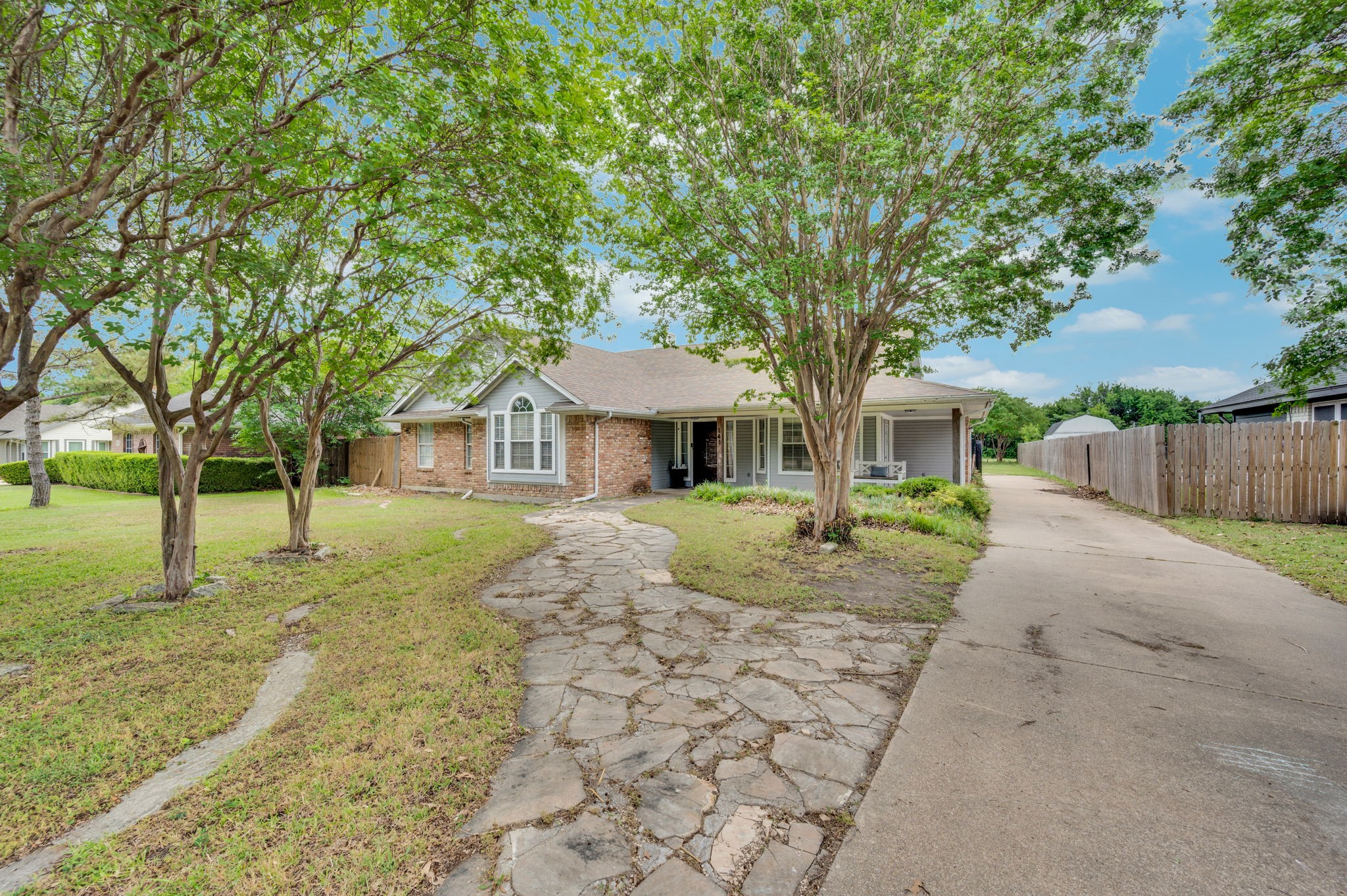 141 Country Drive Waxahachie TX 75165