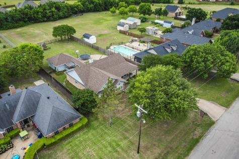141 Country Drive Waxahachie TX 75165