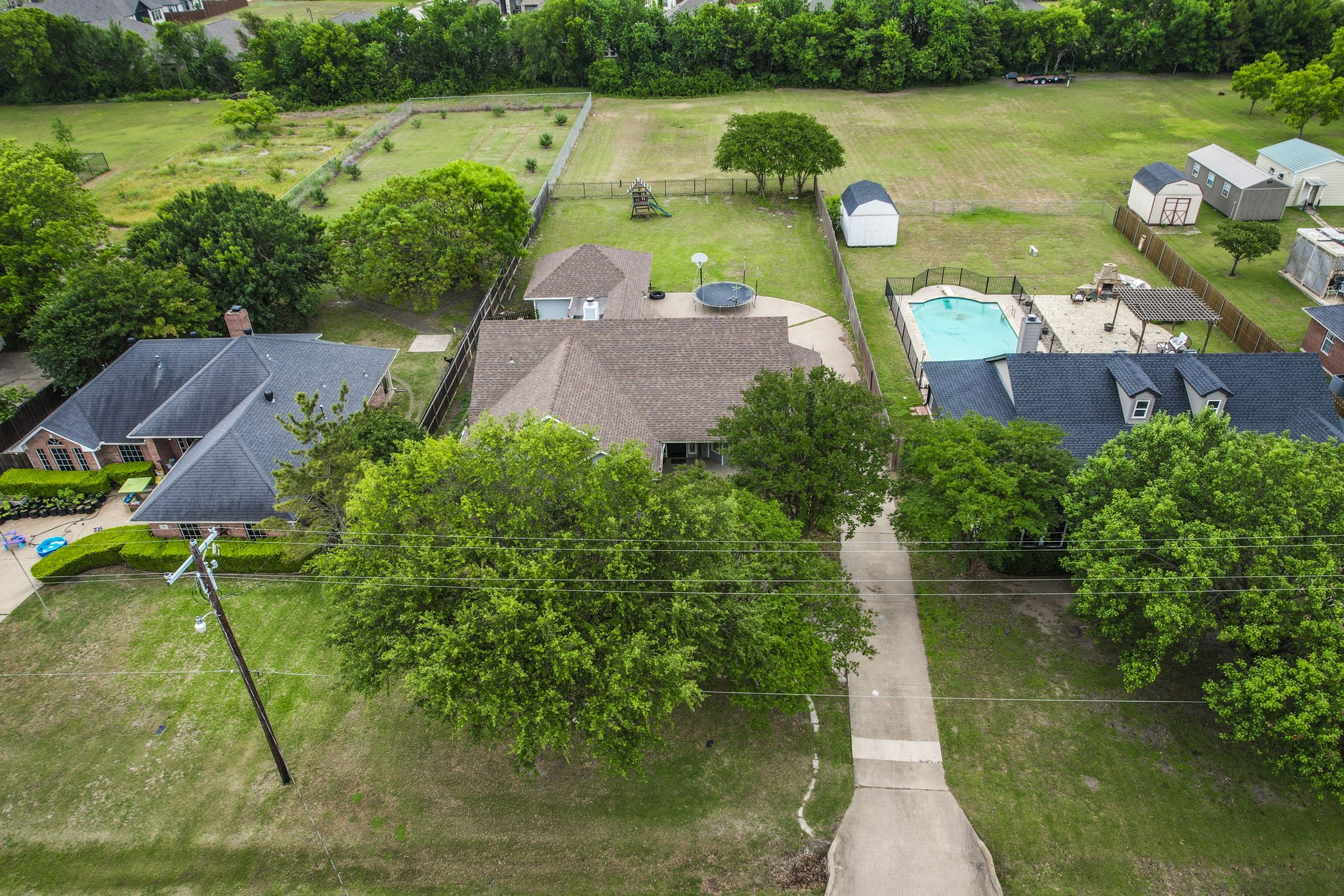 141 Country Drive Waxahachie TX 75165