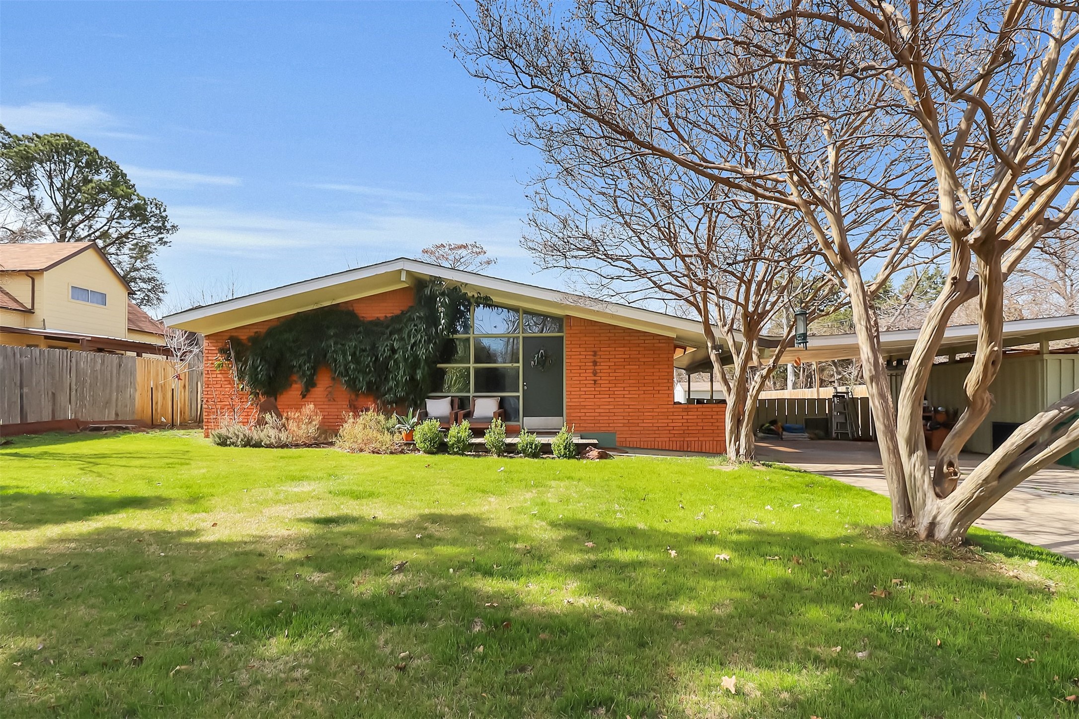 2907 Longfellow Lane Denton TX 76209