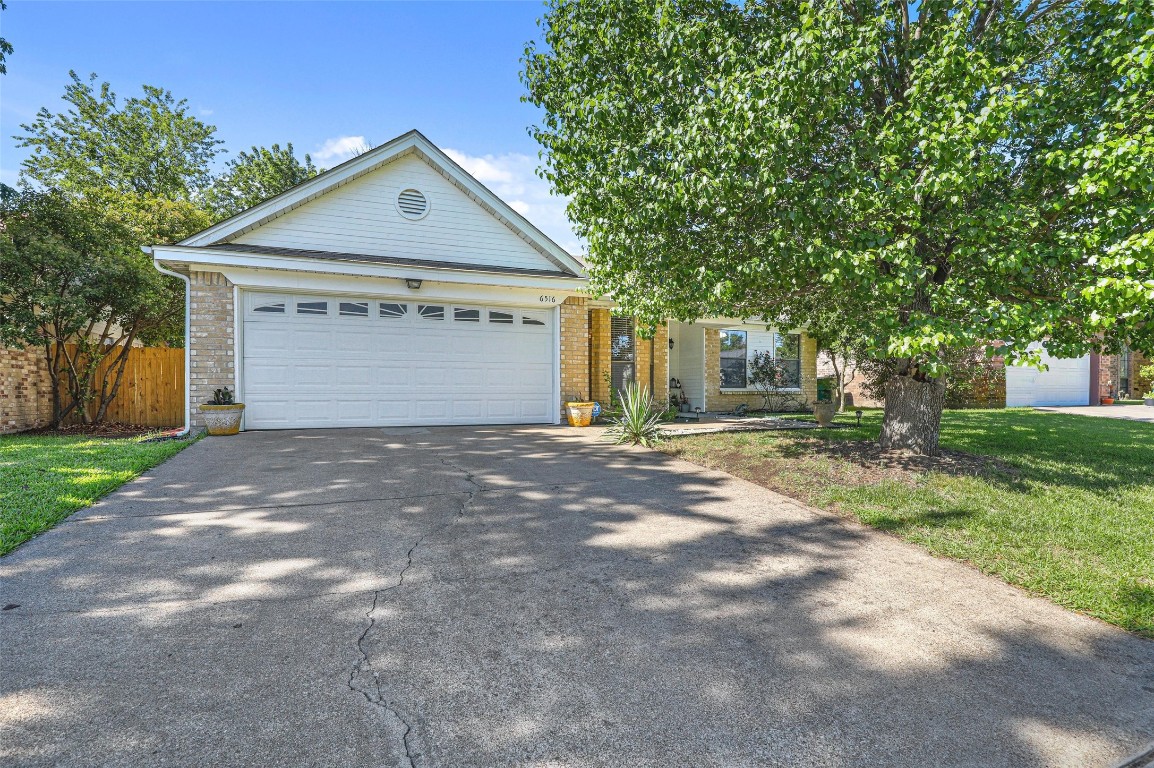 6516 Kary Lynn Drive N Watauga TX 76148