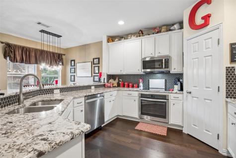 403 Springtree Road Lake Dallas TX 75065