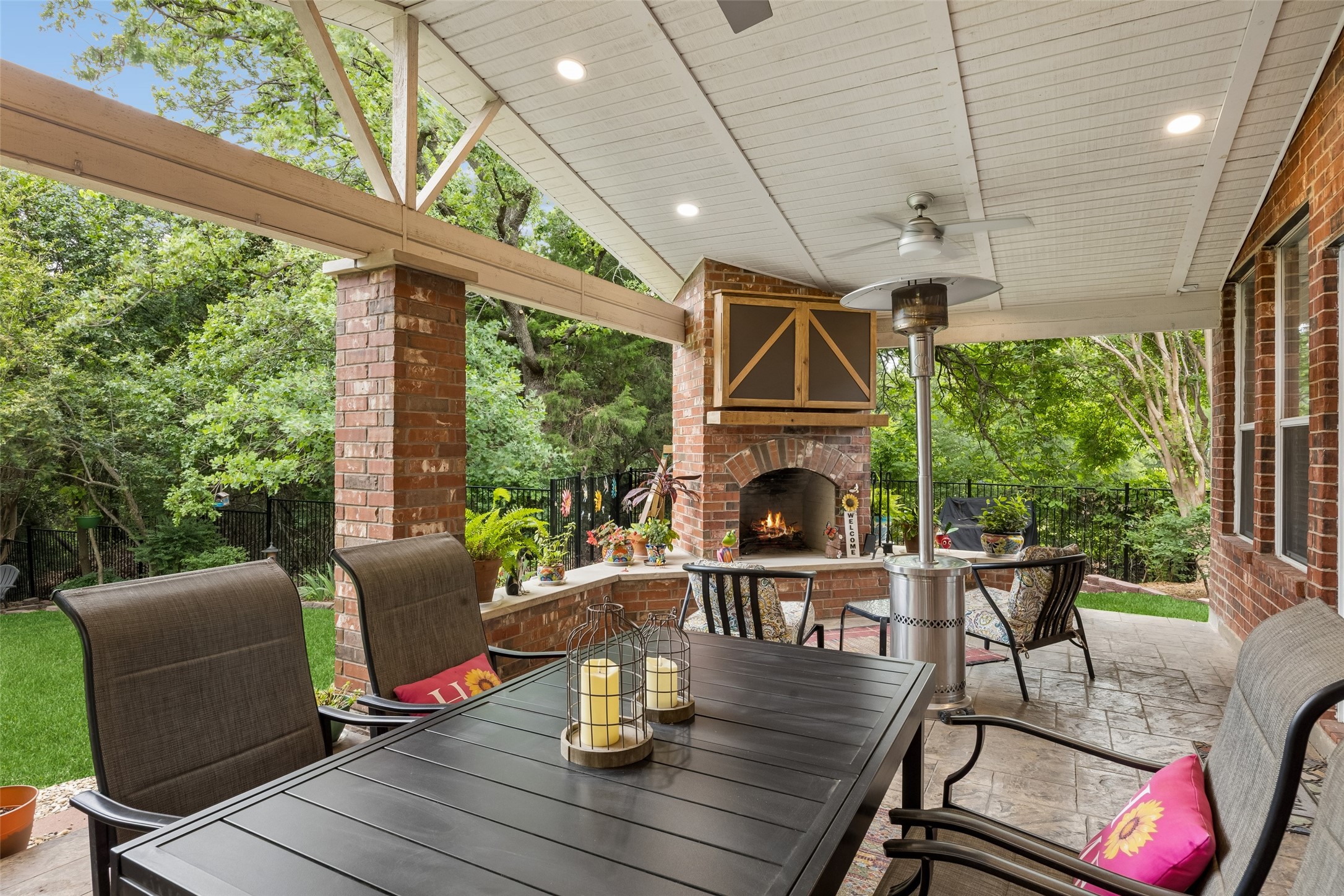 403 Springtree Road Lake Dallas TX 75065