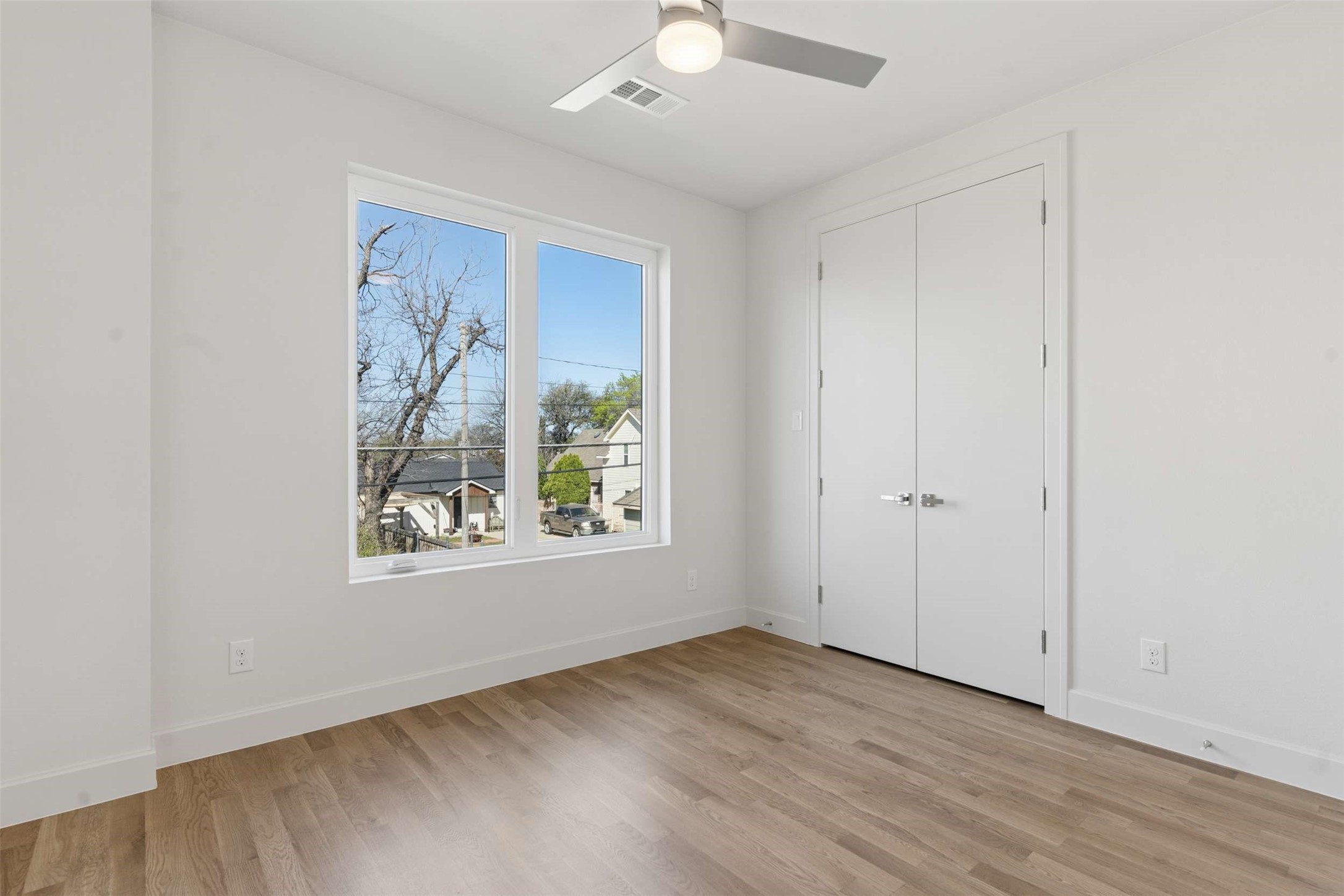 6607 Roper Street Dallas TX 75209
