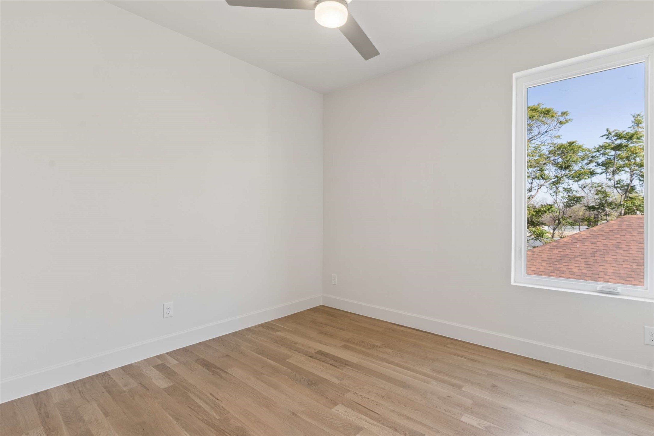 6607 Roper Street Dallas TX 75209