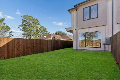 6607 Roper Street Dallas TX 75209
