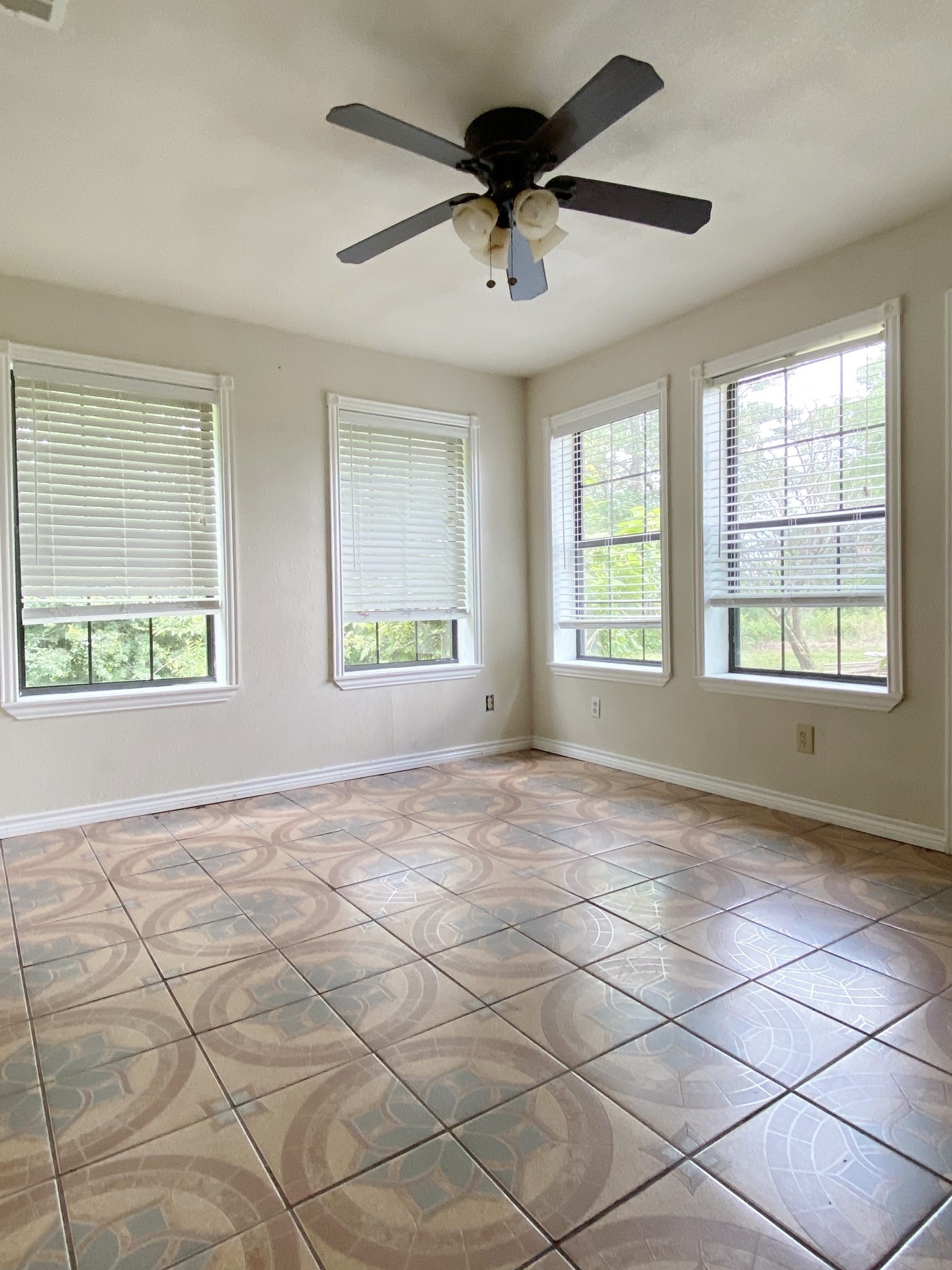 409 Cr 3060 Mt Pleasant TX 75455