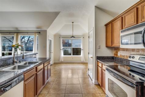 4621 Saint Francis Avenue Dallas TX 75227