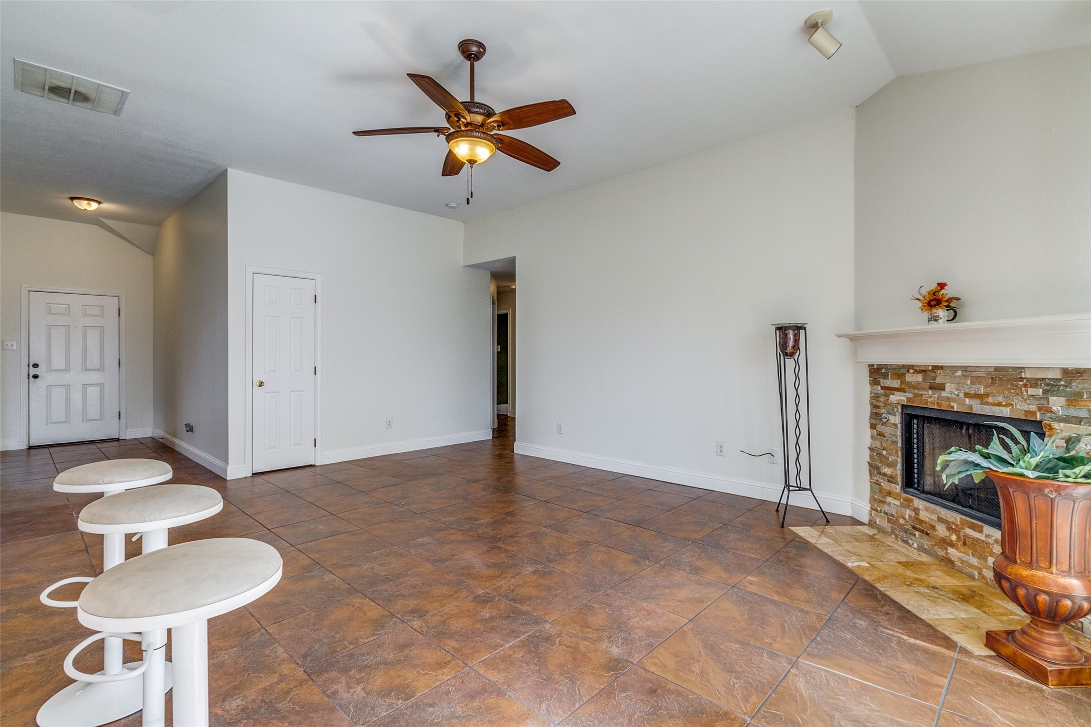 4621 Saint Francis Avenue Dallas TX 75227