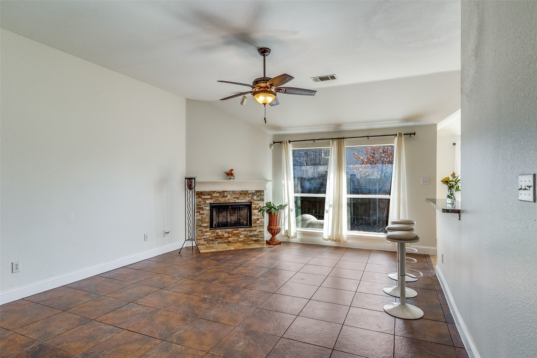 4621 Saint Francis Avenue Dallas TX 75227