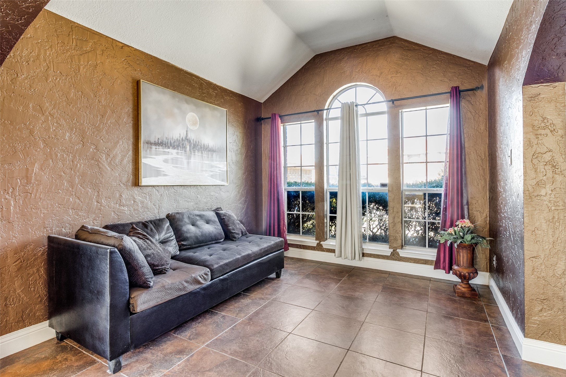 4621 Saint Francis Avenue Dallas TX 75227