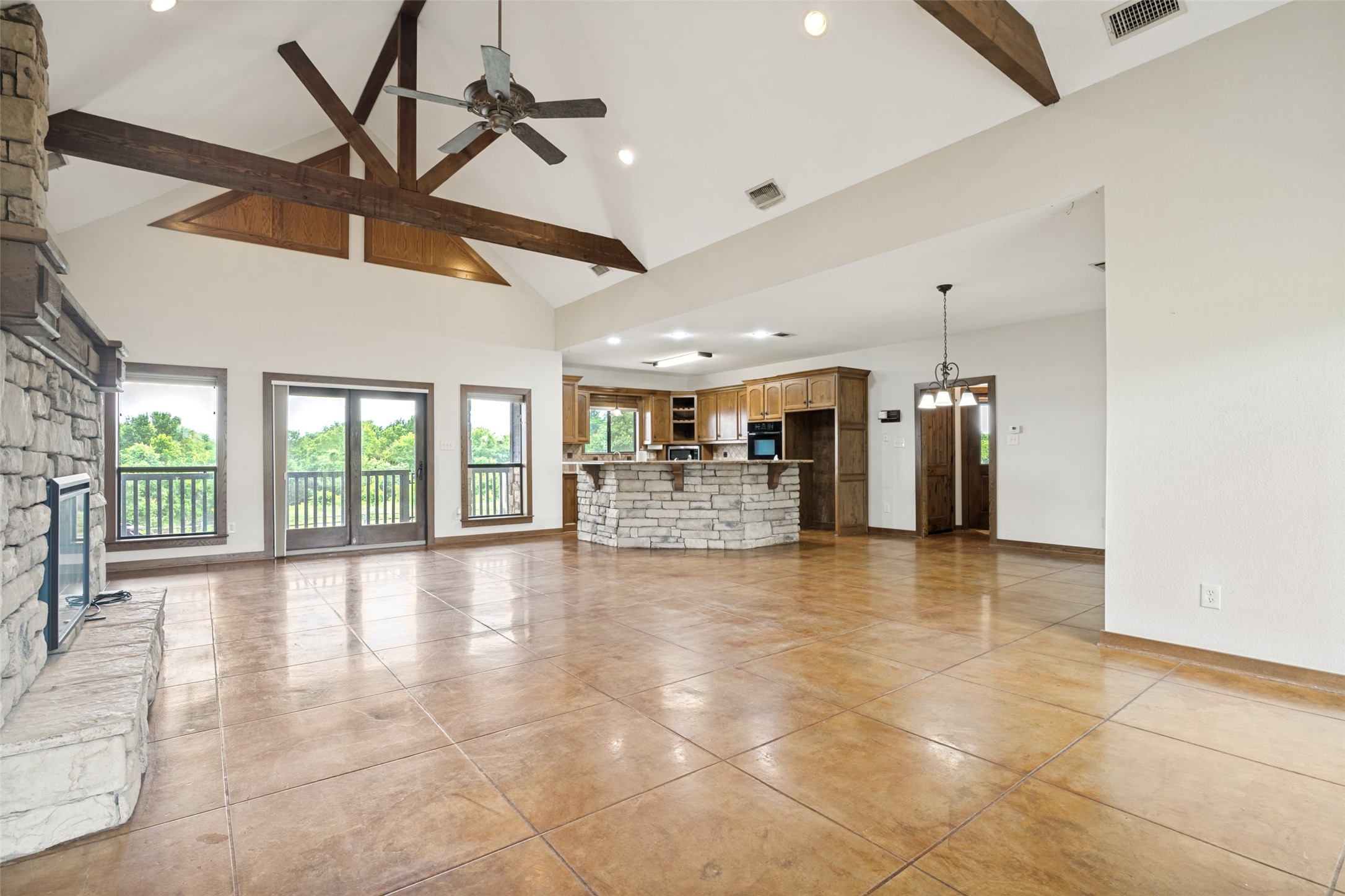 142 Pearl Valley Drive Kerens TX 75144