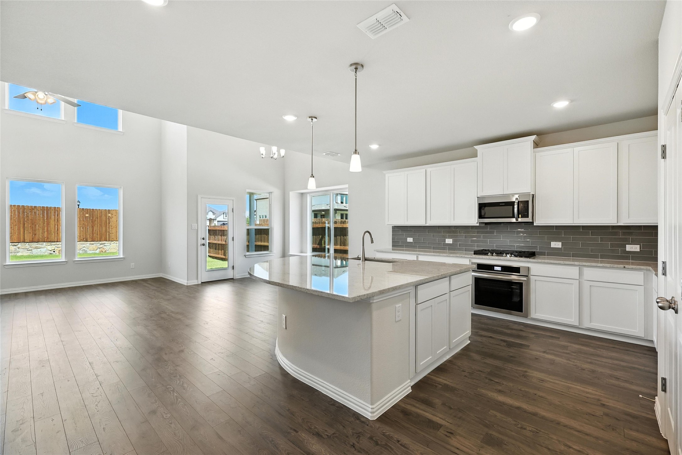 1103 Sedona Lane Red Oak TX 75154