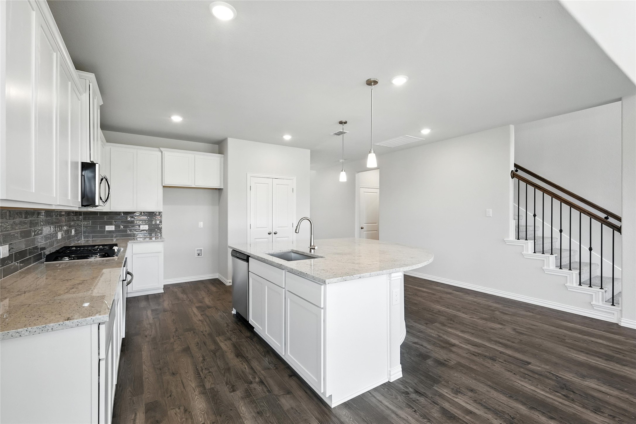 1103 Sedona Lane Red Oak TX 75154