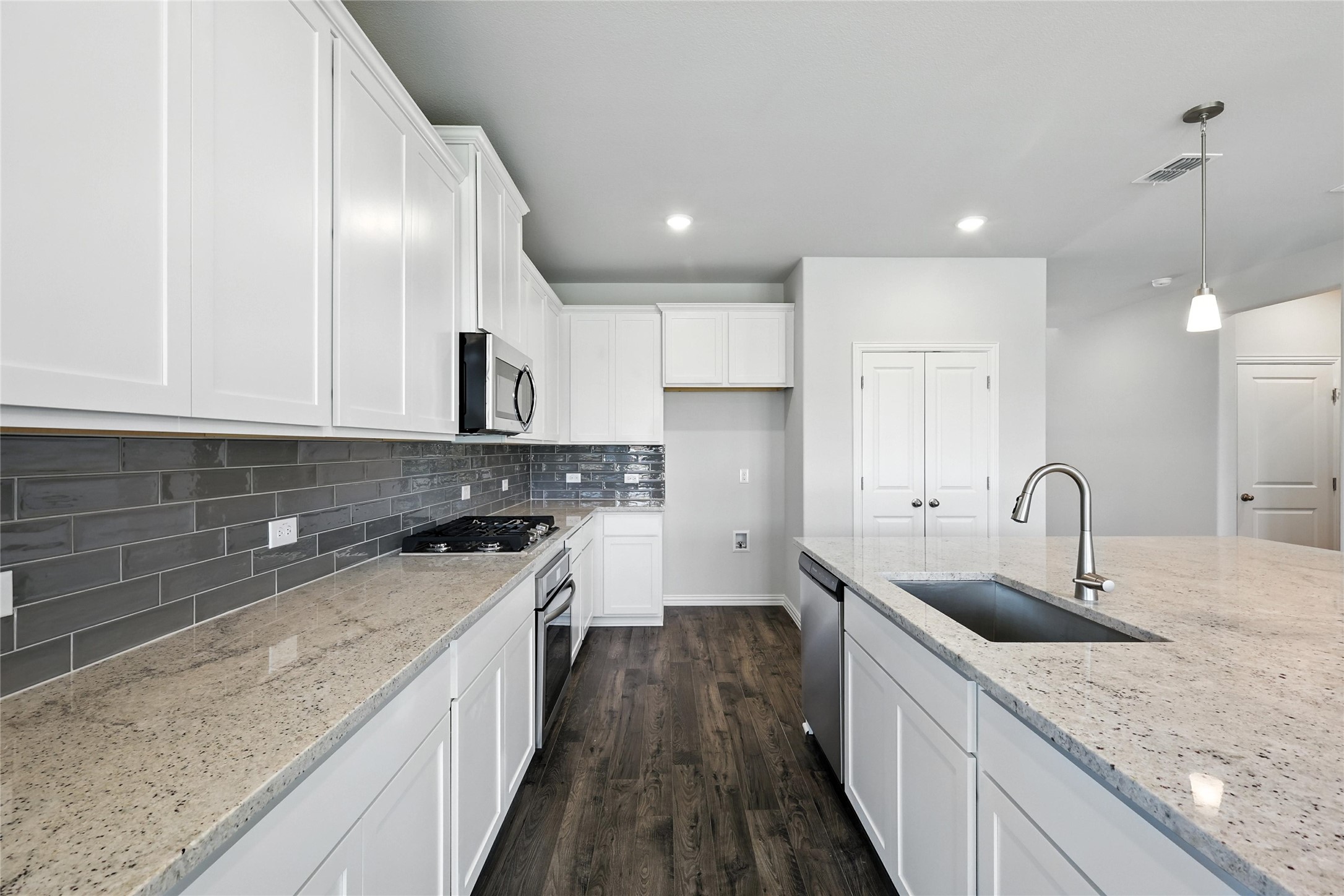 1103 Sedona Lane Red Oak TX 75154