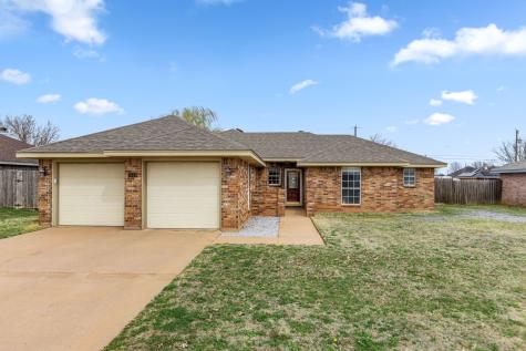 1419 Amherst Street Burkburnett TX 76354