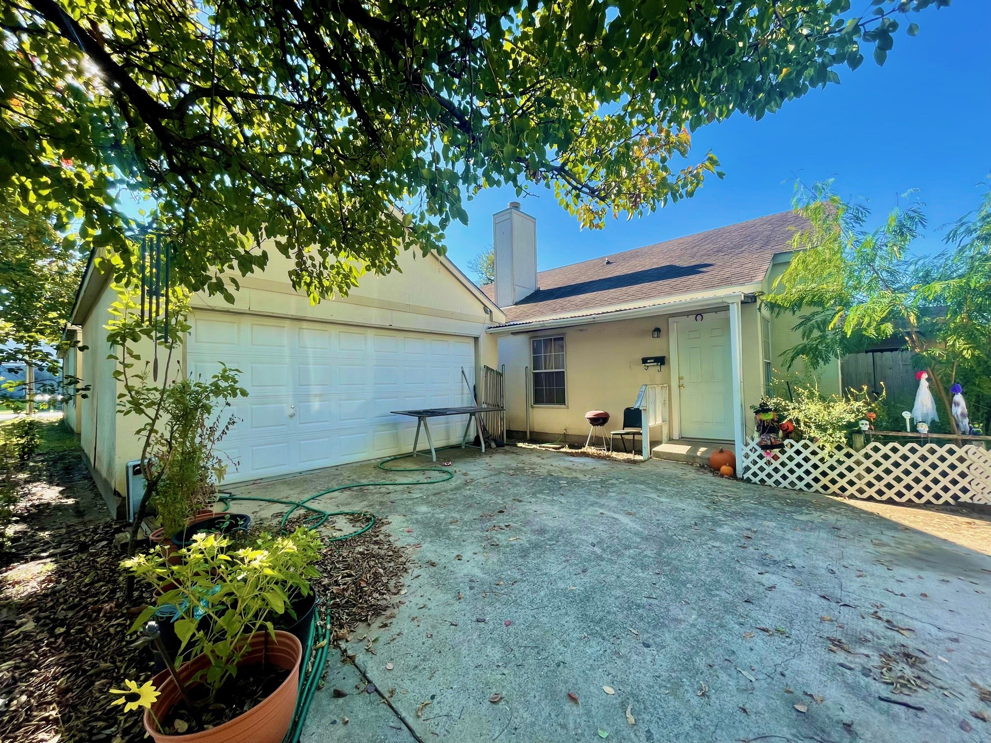 1909 California Drive Dallas TX 75204
