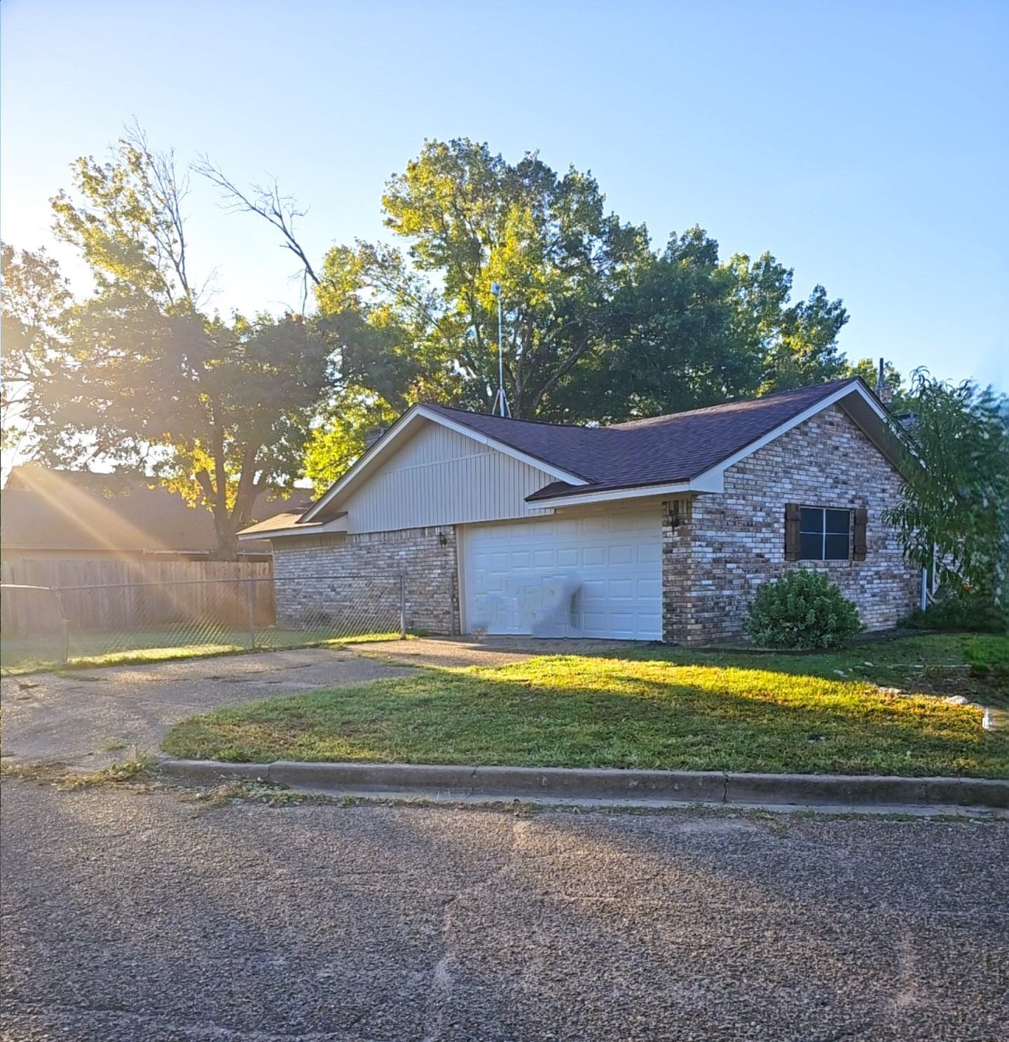 910 Saint Charles Court Marlin TX 76661