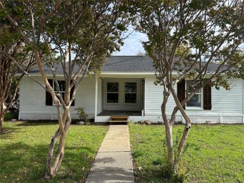 1212 N Bradley Street Mckinney TX 75069