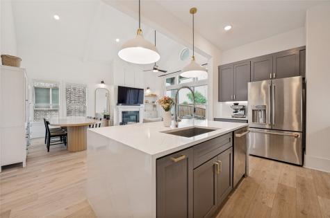 4753 Brockwell Drive Carrollton TX 75010