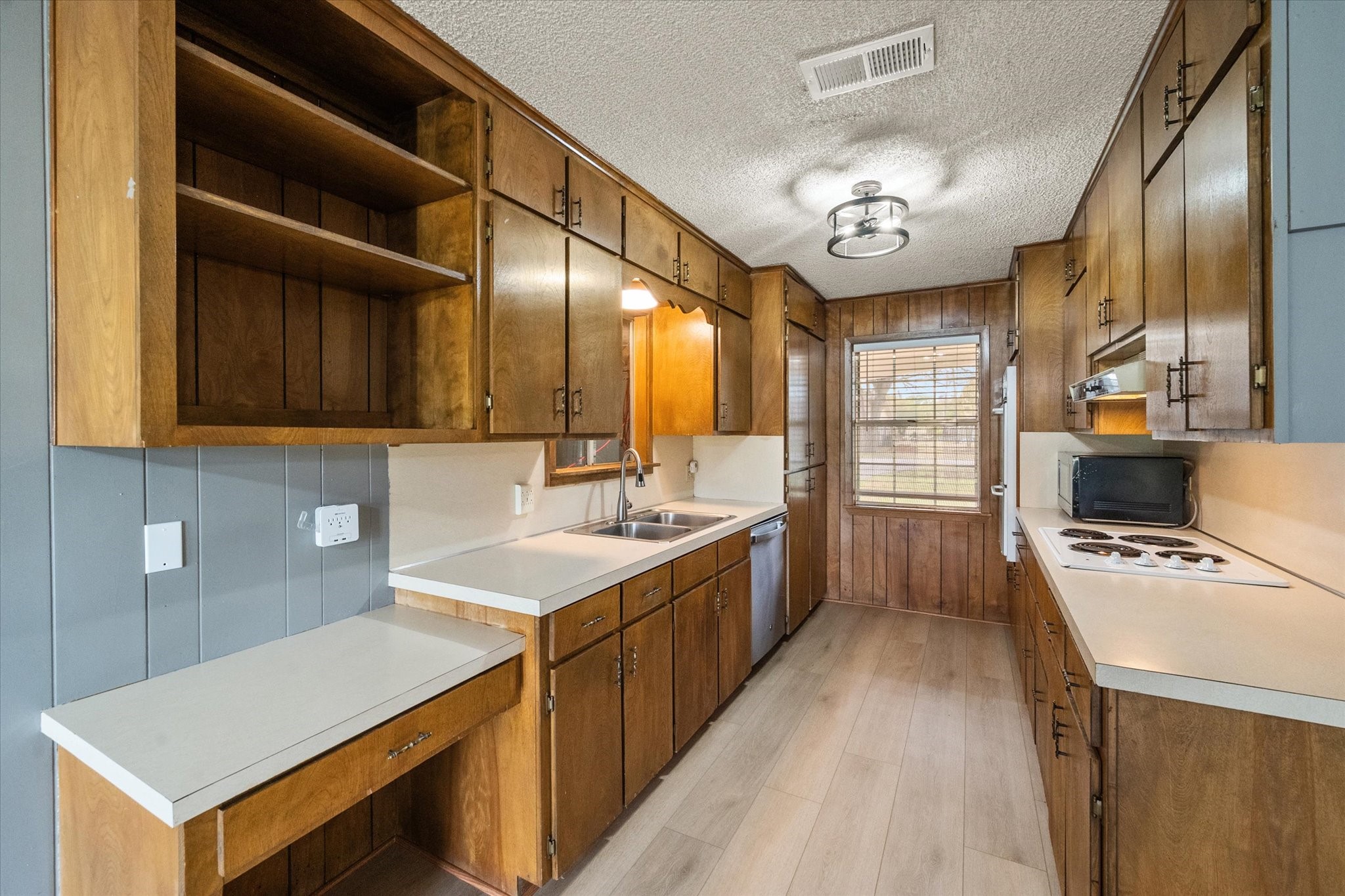 536 Robindale Lane Fairfield TX 75840