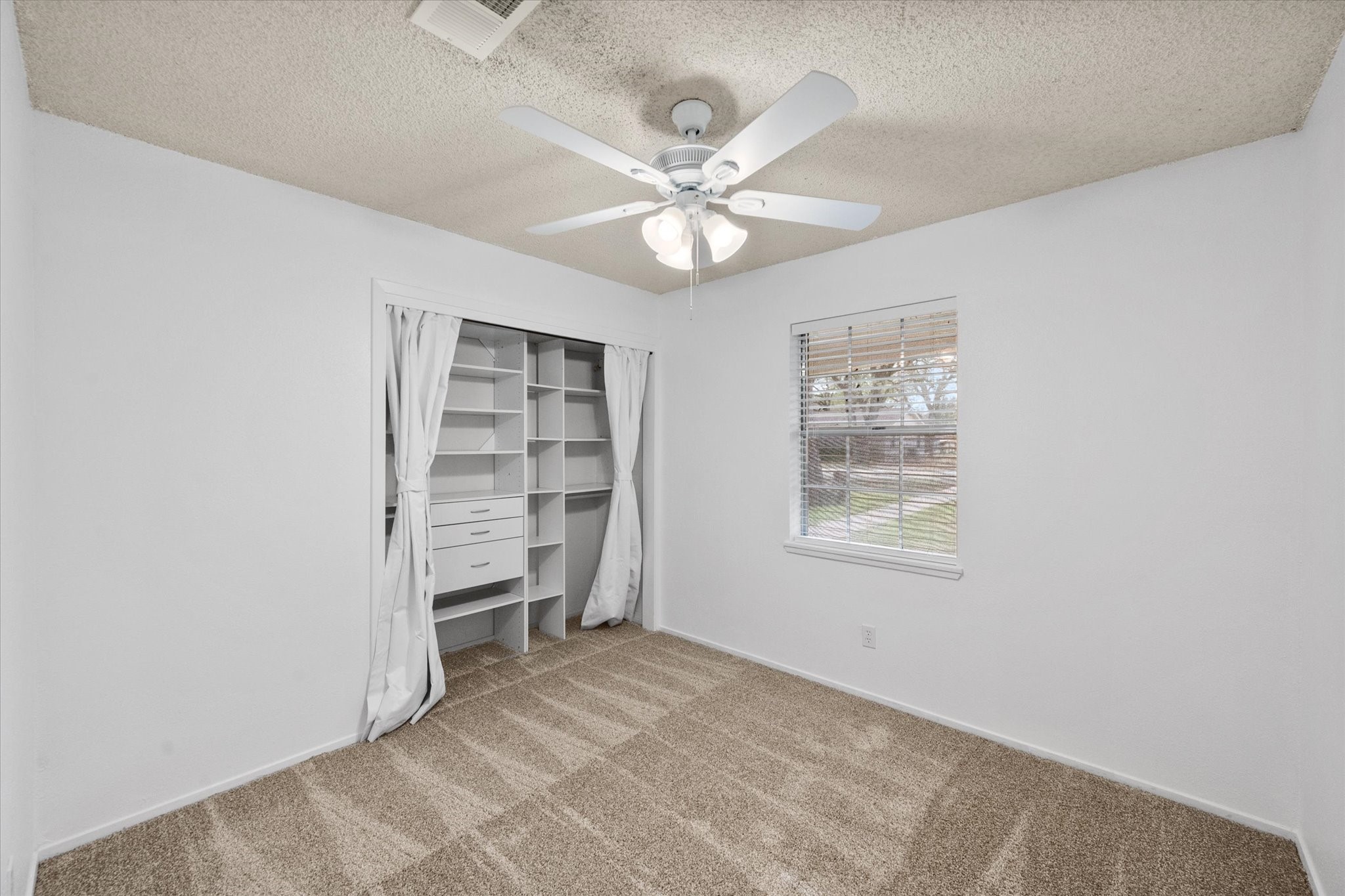 536 Robindale Lane Fairfield TX 75840