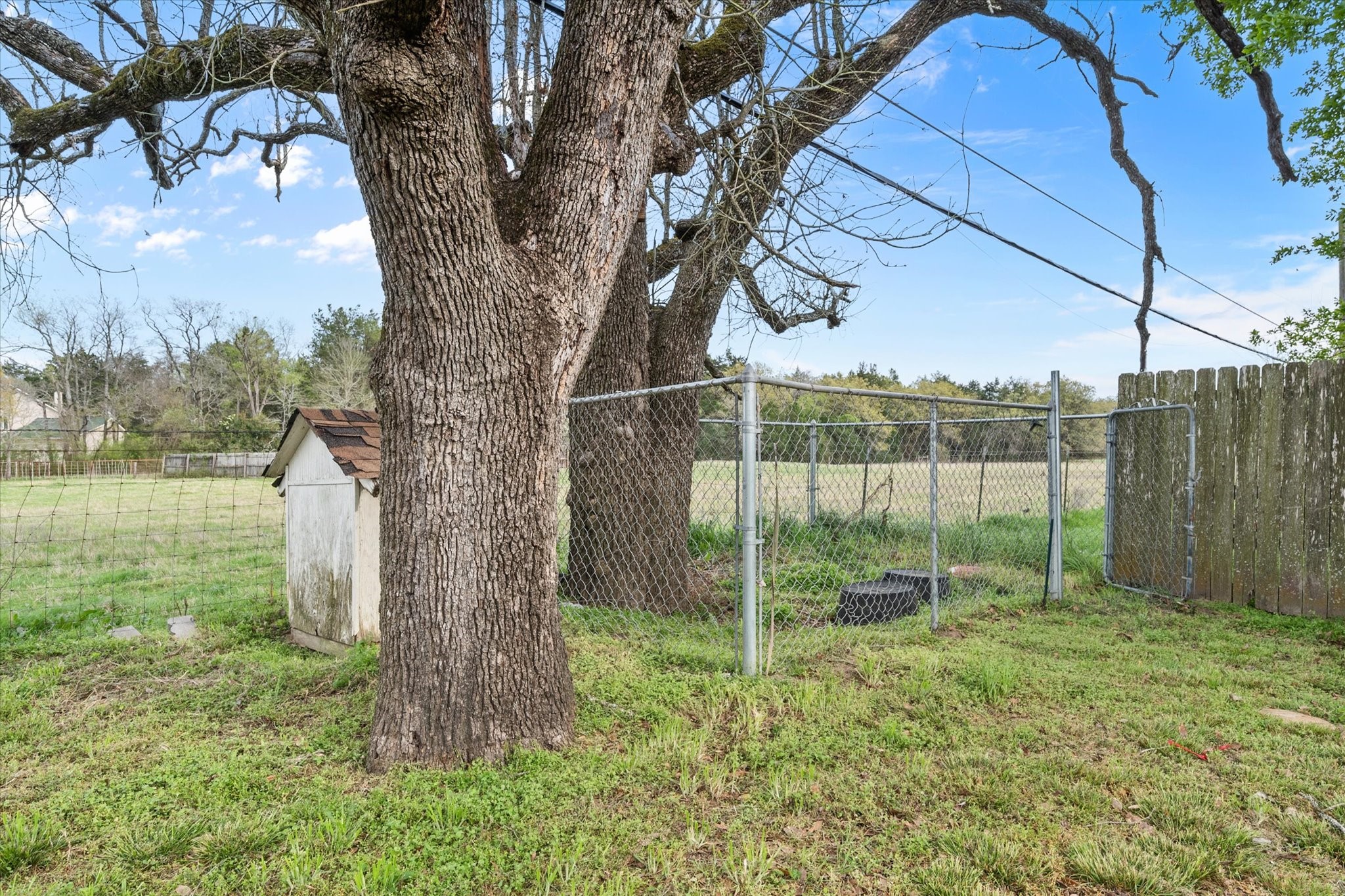 536 Robindale Lane Fairfield TX 75840