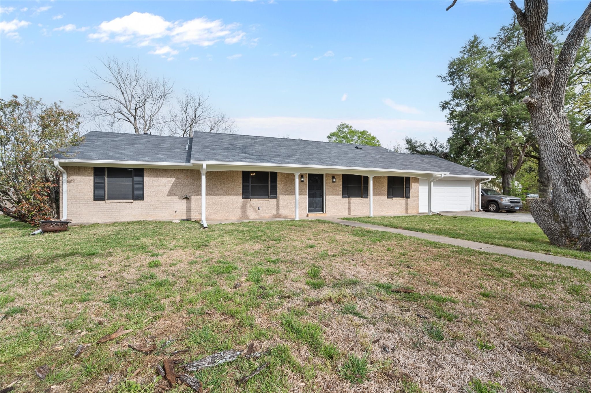 536 Robindale Lane Fairfield TX 75840