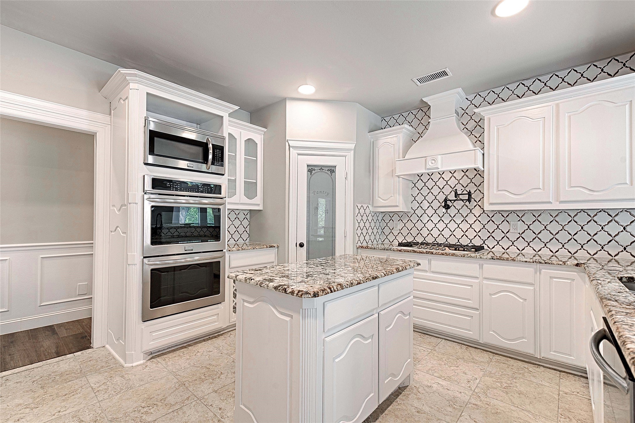 2435 Valley View Drive Cedar Hill TX 75104