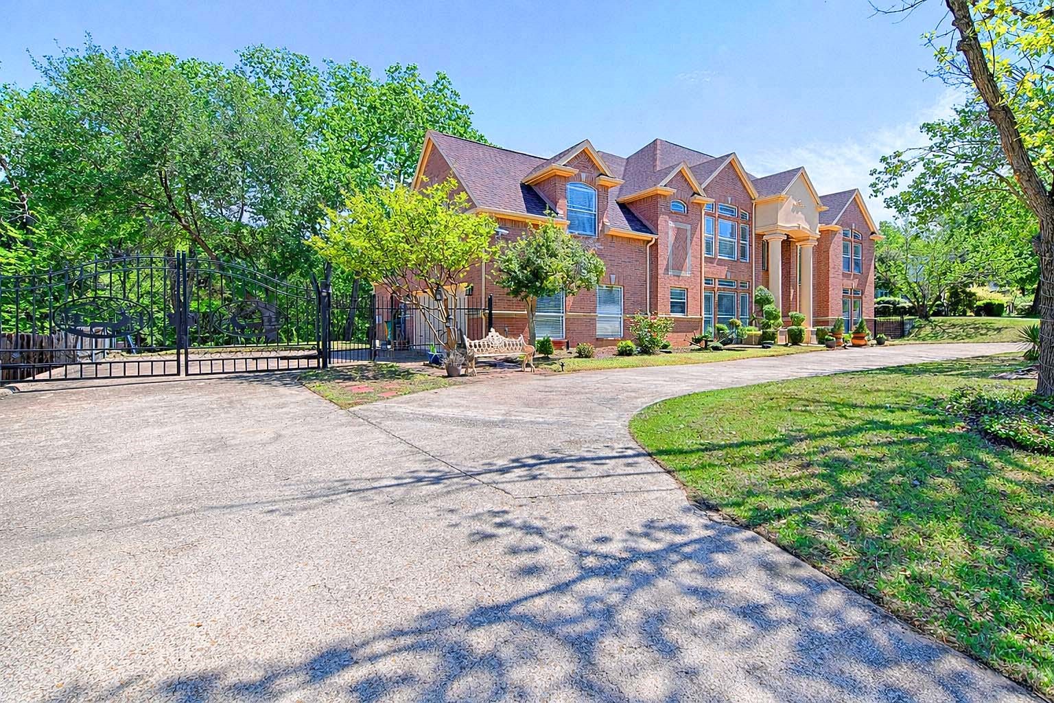 2435 Valley View Drive Cedar Hill TX 75104