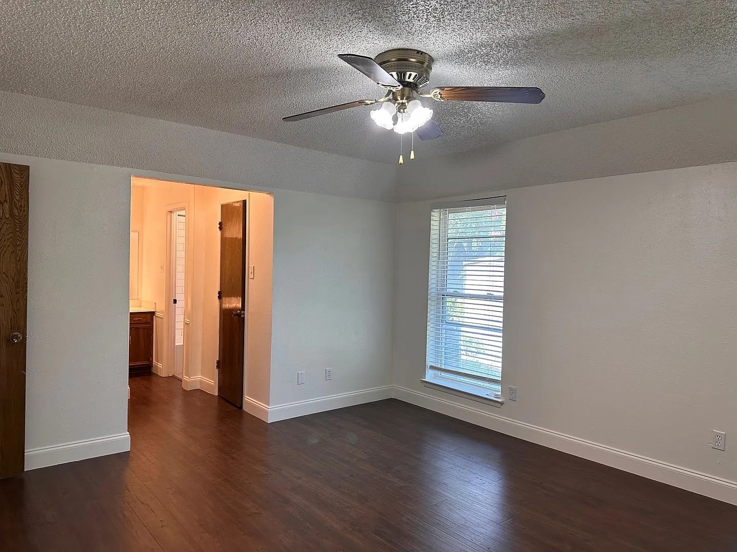 4715 Ridgeline Drive Arlington TX 76017